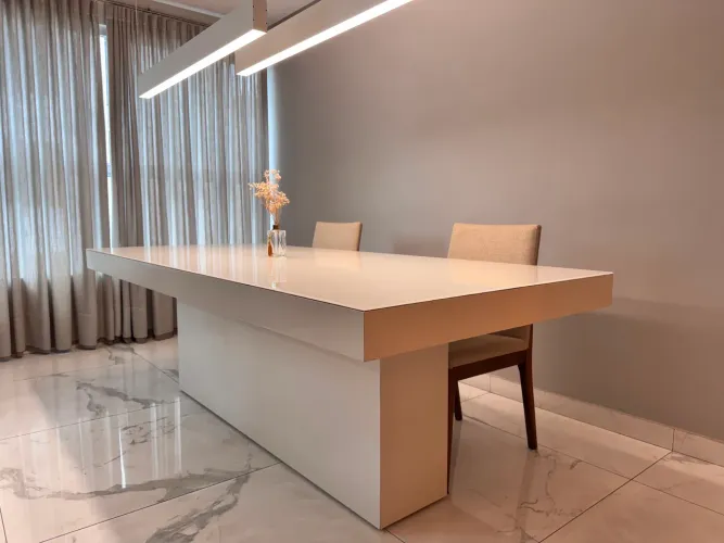Mesa de Jantar 8 lugares 2,35m x 1m