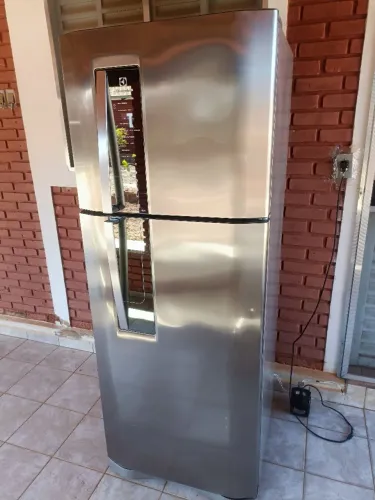 geladeira electrolux inox frost free