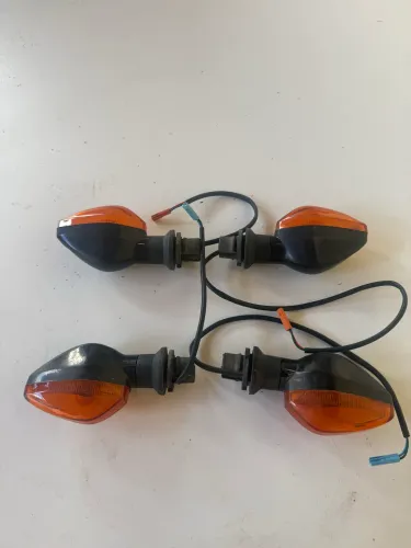 Piscas original Fan ou bros 150