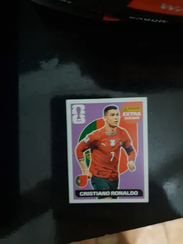 Figurinha Legends Cr7 roxo