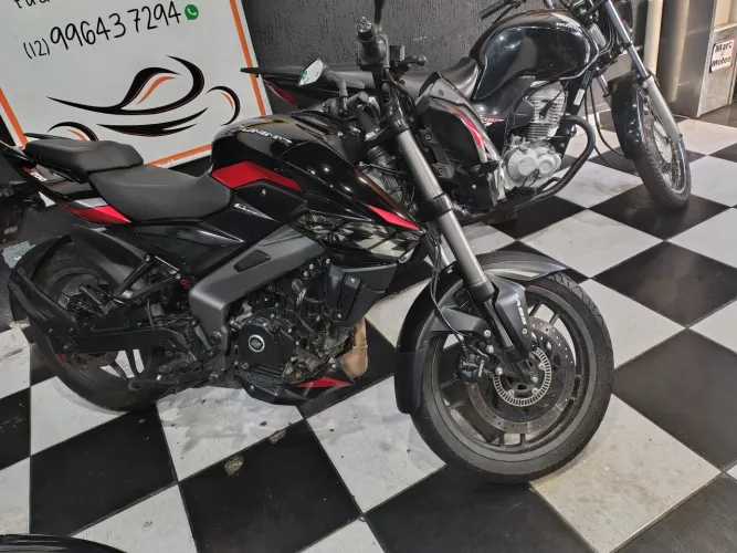 DOMINAR NS200 NS200 PRETA 2025/2026