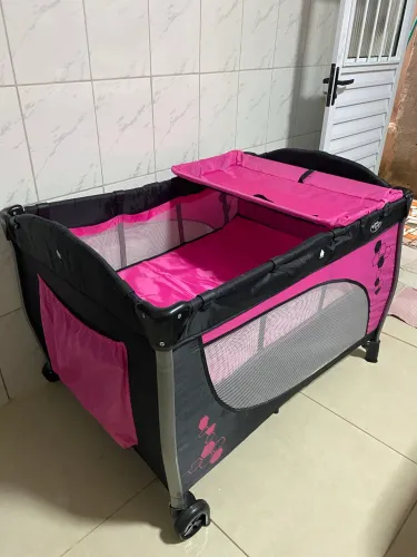 Vende se chiqueirinho menina