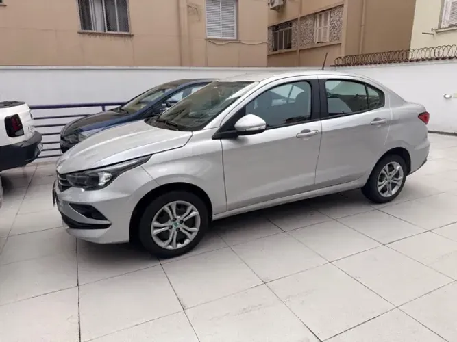 Fiat Cronos Drive 1.3 8V Flex 2025
