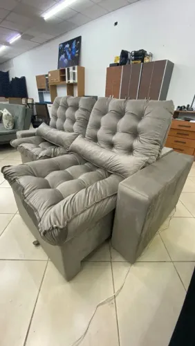 Sofá retrátil e reclinável linha alta