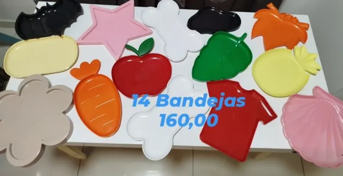 Kit de bandejas decorativas para festa
