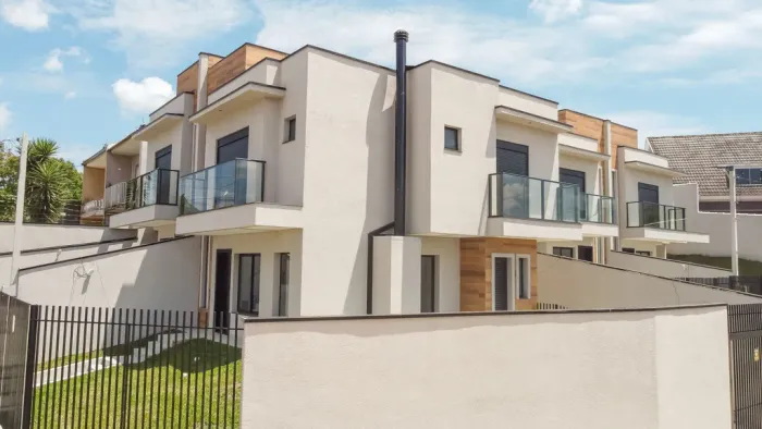 Casa em Condomínio a Venda no bairro Atuba - Curitiba, PR