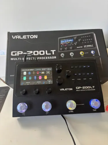 Pedaleira Valeton GP-200LT