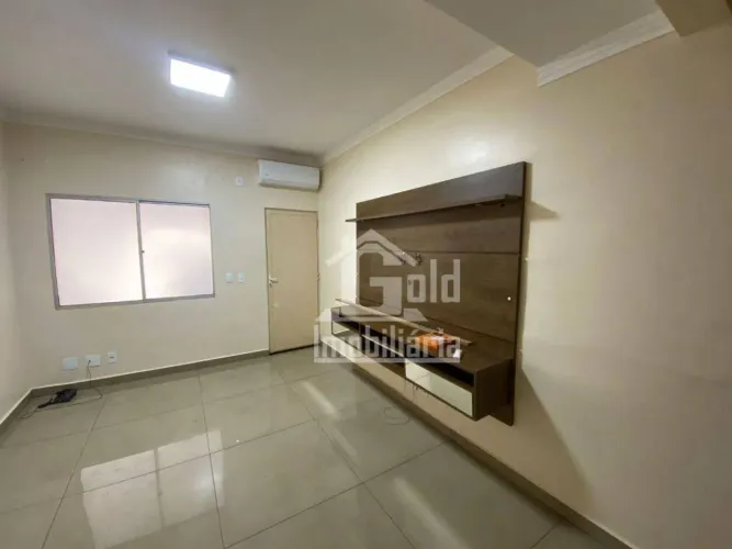 Casa em Condomínio com 2 Quartos para alugar, 100m² no bairro Planalto Verde