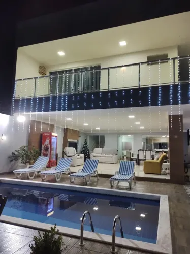 Casa para Venda em Ipiaú, 3 Quartos Suítes, Piscina, Garagem, 2 Salas, de Andar