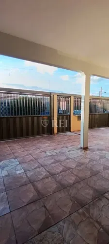 Casa com 4 quartos, Vila Amália - Rio Verde