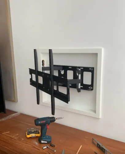 Suporte para Tv Articulado retrátil até 80 Polegadas