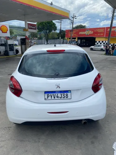 Peugeot 208 Active 1.2 Flex 12V 5P Mec. 2017