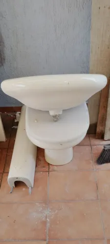 Conjunto para banheiro vaso e lavatório com acabamento marca ideal standard
