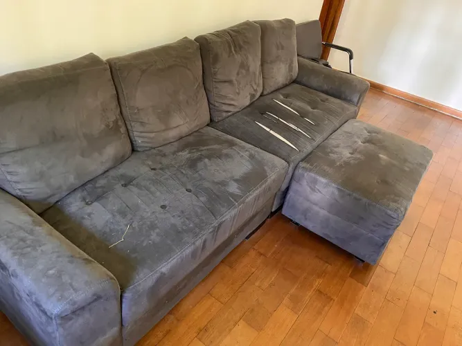 Sofá 4 lugares 2,60metros + puff