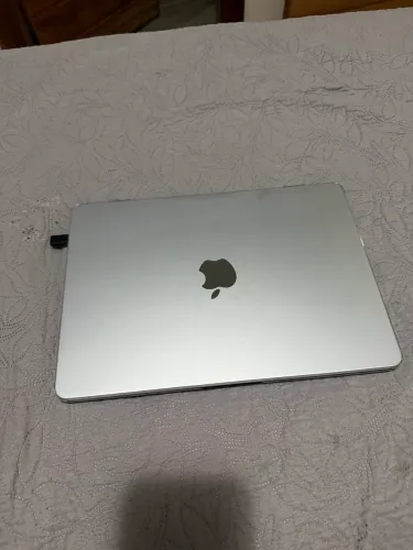 MacBook m4 13 - 16/256