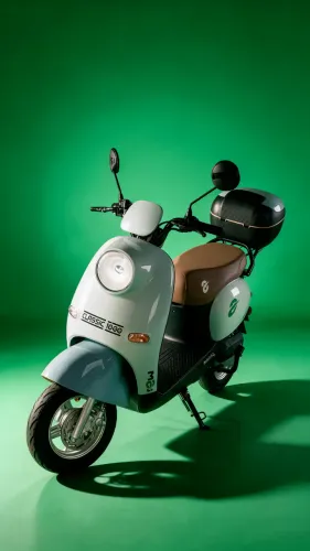 Scooter Elétrica CLASSIC 1000W Retrô Bateria de Lítio - Financia CLT