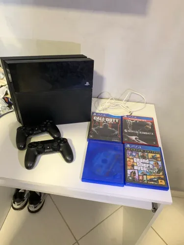 ? OPORTUNIDADE - PS4 + 2 CONTROLES + 4 JOGOS ?