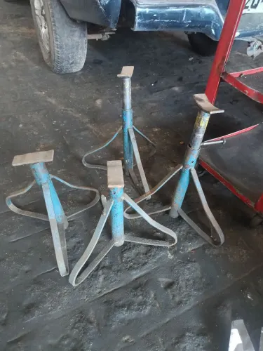 cavalete mecânico automotivo tipo tripé,