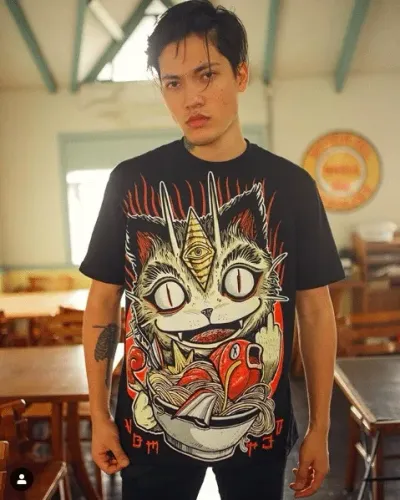 Camiseta Vomit3d Meowth Pokémon vomited Equipe Rocket - mini-coleção