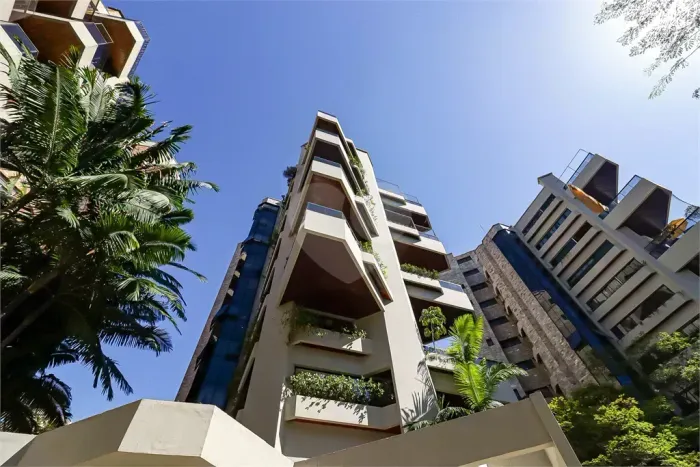 Apartamento à venda ou para alugar com 4 suítes no condomínio Monte Bianco E Monte Rosso, 