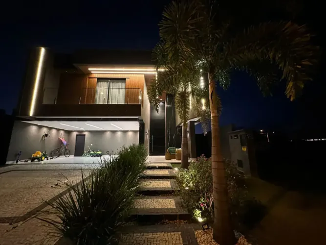 Sobrado 04 Quartos 270,00m2 Área Construída Condomínio Horizontal Villagio Toscana