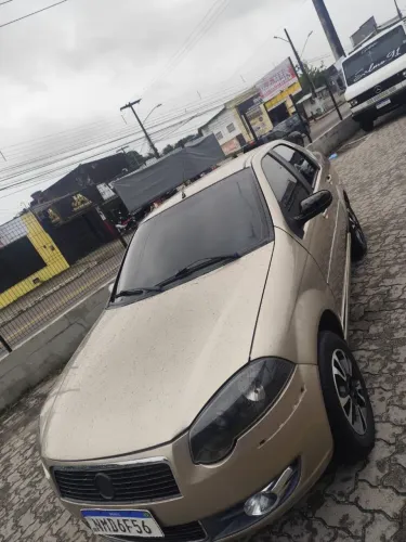 Fiat Siena Tetrafuel 1.4 MPI Fire Flex 8V 4P 2011