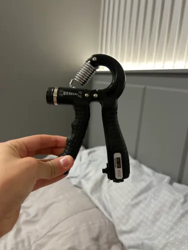 Hand grip