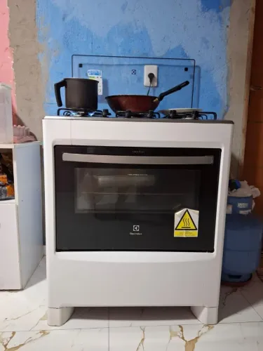 VENDO FOGÃO USADO ESTADO DE NOVO