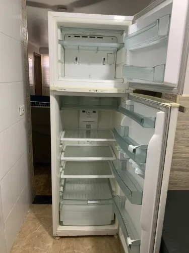Geladeira frost free 358 litros