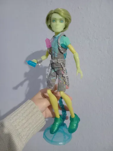 monster high porter geiss completo