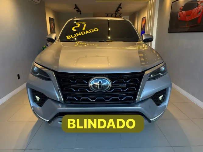 Toyota Hilux SW4 SRX 4X4 2.8 TDI 16V Dies. Aut. 2021