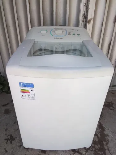 Máquina de lavar roupa Electrolux 12kg.