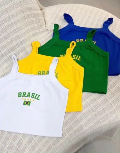 Blusa/Cropped Brasil - ENTREGAMOS A DOMICÍLIO