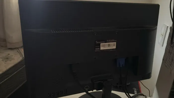 Vende-se monitor