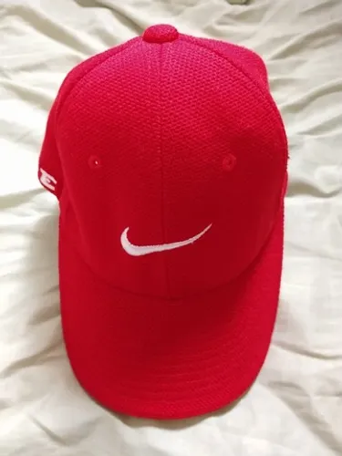 Boné Nike Vermelho