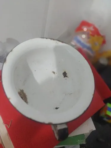 penico antigo de ágata com 26 cm de diâmetro