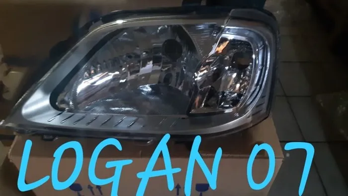 Farol logan 2007