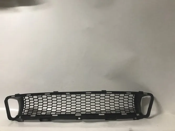 Grade Lexus IS250  Grille