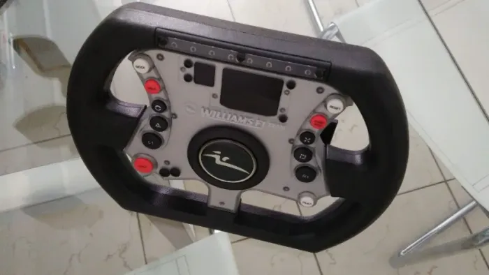 Volante Réplica Oficial da Equipe de F1 Williams, Linda Peça Decorativa aos Amantes de F1