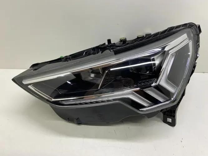 Farol Audi Q3 2020 2021 22 23 2024 C/led S/modulos Esquerdo