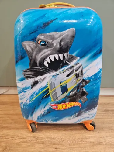 Mochila escolar Hot Wheels Tubarão