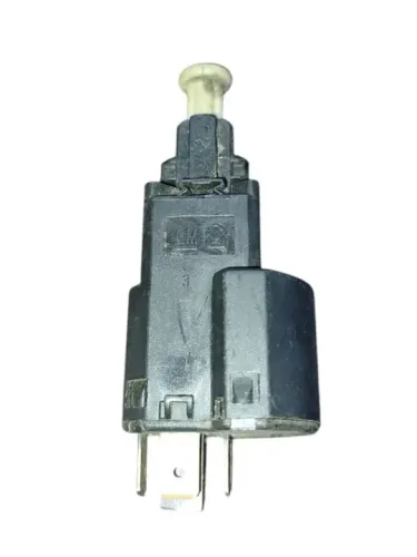 Interruptor luz freio Chevrolet Agile celta Corsa Montana prisma 2010 