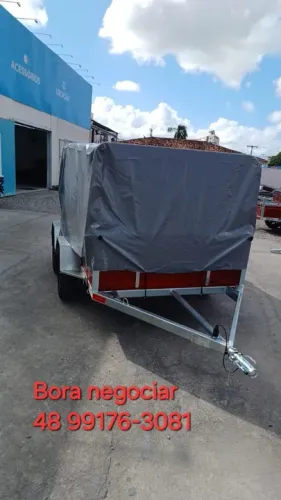 CARRETINHA DE 3 METROS COM ARCOS E LONA REFORÇADA