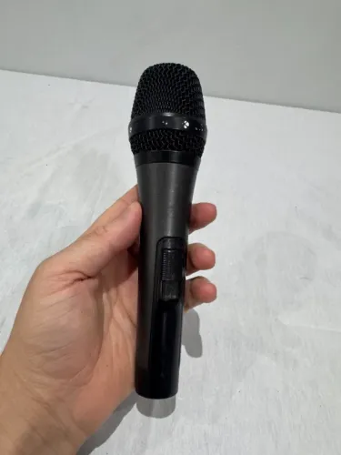 Microfone Kadosh Dinâmico Cardioide Preto Xlr (Usado)