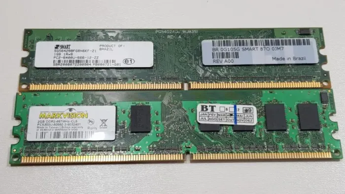 Kit Memórias DDR2 Pente de 1Gb + Pente de 2Gb para PC