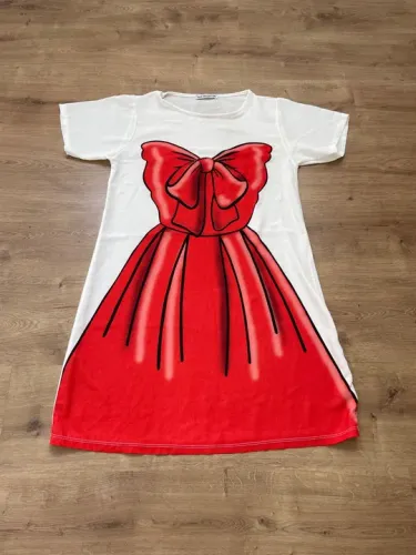 Vestido soltinho off white com estampa frontal vermelha tam P / M New Collection