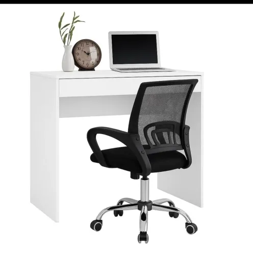 Escrivaninha com cadeira giratória 