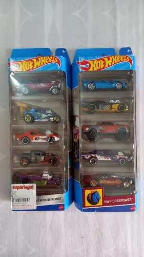 Conjunto hot wheels com 05 miniaturas