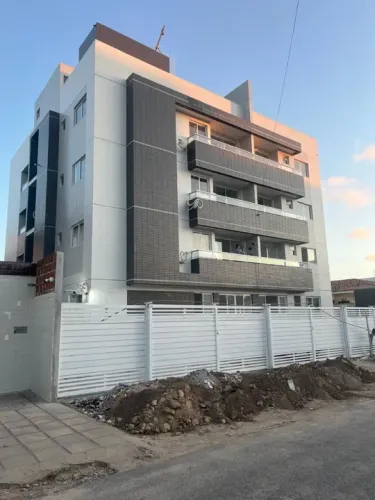Apto no Cristo paralelo a Ranieri Mazille com elevador e lazer