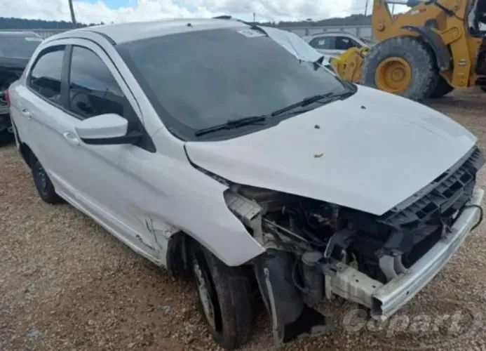 sucata Ford Ka Sedan SE 1.5 16V Sigma 2015, com chave